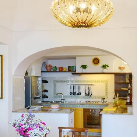 La Leonessa Feriehus Positano